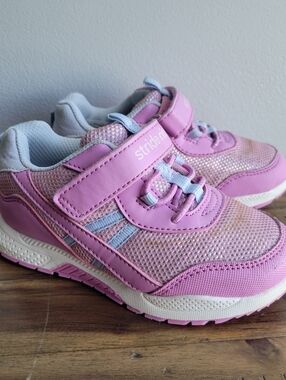 Stride Rite Toddler Girls Size 9 Shoes Sneaker Purple